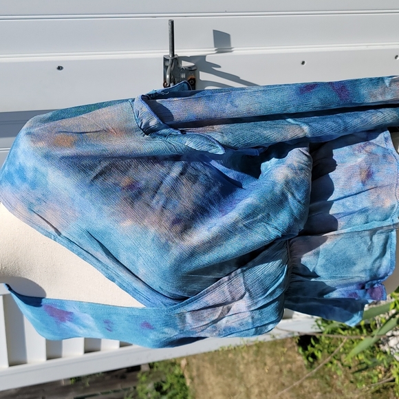 M T S blouse size large - Picture 8 of 9